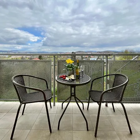 Apartment Apartament Umberto Eco 1 Jelenia Gora