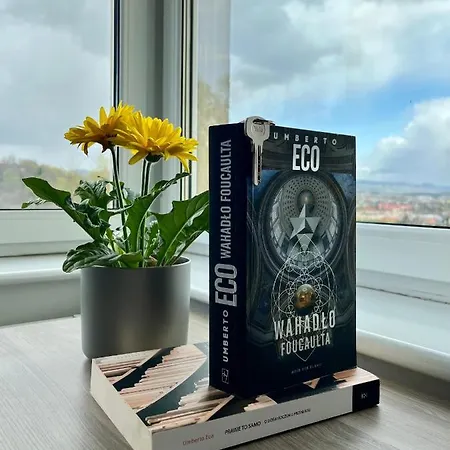 Apartament Umberto Eco 1